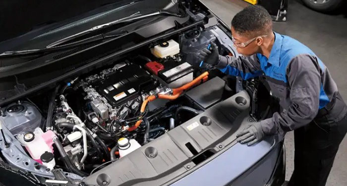 What to Know About Electric Car Maintenance | Walser Automotive Group